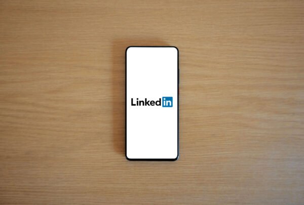LinkedIn Post Likes & Engagement